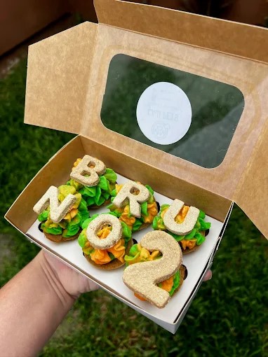 Galletas nutritivas para perros y gatos con ingredientes de grado humano